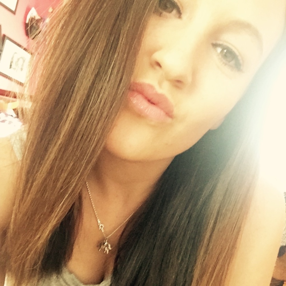 Meet your Posher, Ashlynn